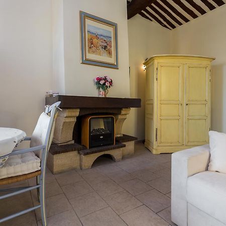 Very Charming Studio Apartment On Port In Cannes A Short Walk To Palais With Aircon And Internet 411 Экстерьер фото