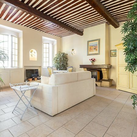 Very Charming Studio Apartment On Port In Cannes A Short Walk To Palais With Aircon And Internet 411 Экстерьер фото
