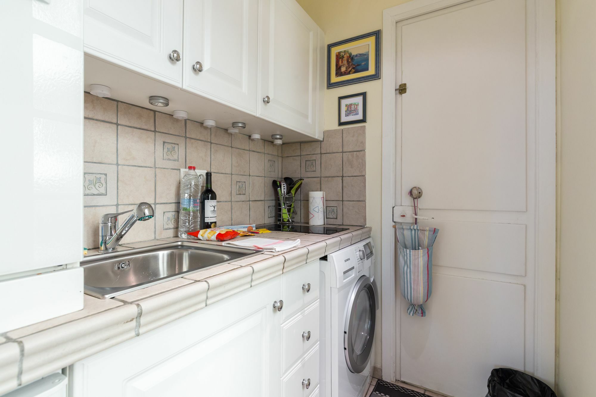 Very Charming Studio Apartment On Port In Cannes A Short Walk To Palais With Aircon And Internet 411 Экстерьер фото