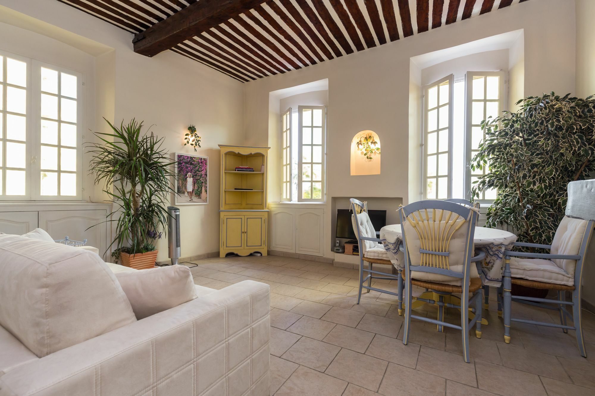 Very Charming Studio Apartment On Port In Cannes A Short Walk To Palais With Aircon And Internet 411 Экстерьер фото