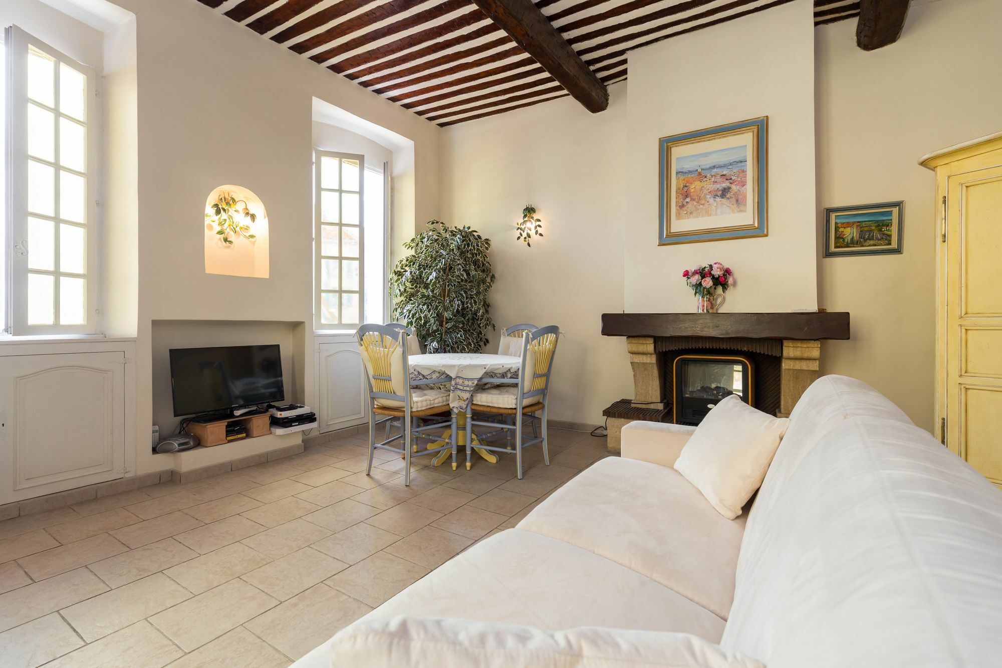 Very Charming Studio Apartment On Port In Cannes A Short Walk To Palais With Aircon And Internet 411 Экстерьер фото